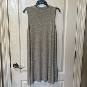 Aiden Y Size medium mock turtleneck short sleeve dress NWOT